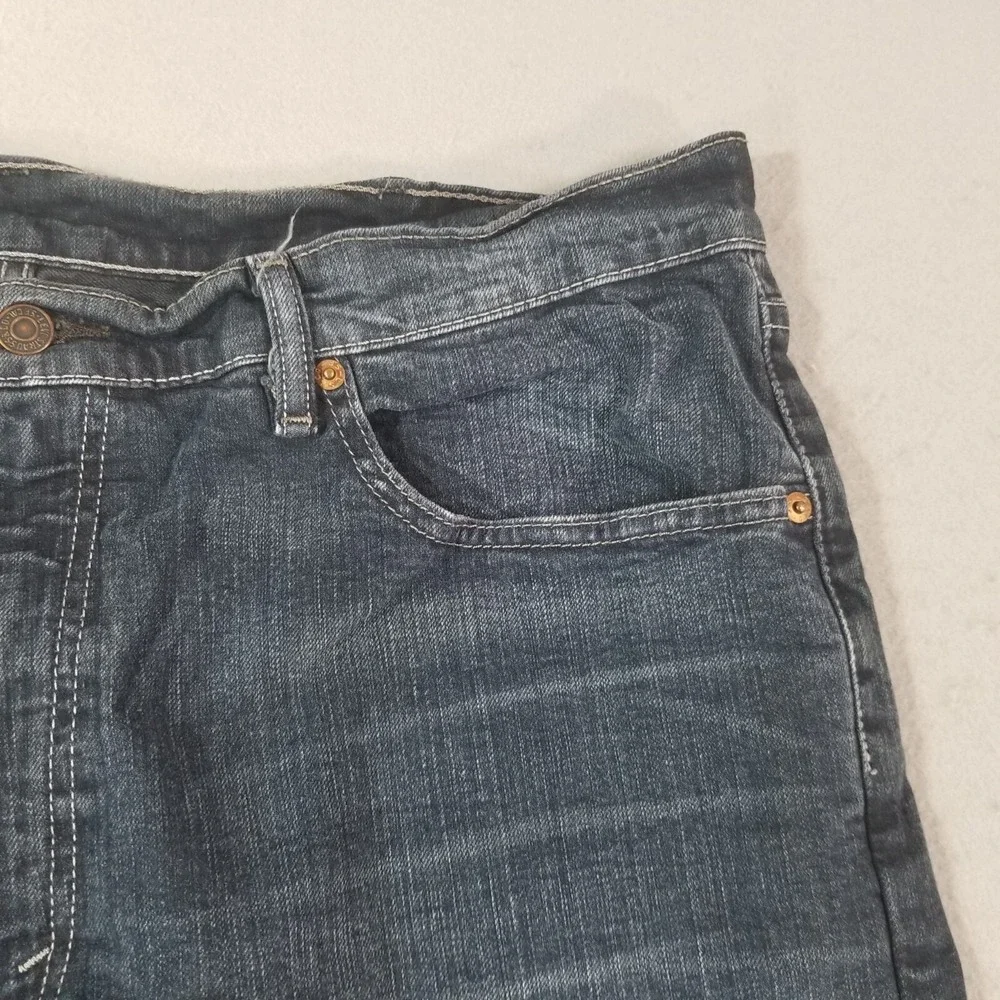 Levis good used